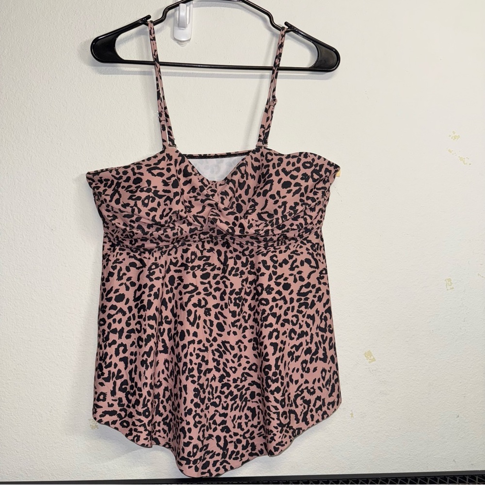 Women's 2XL Leopard Print Tankini Swim Top Adjustable Straps Padded Bust Spandex